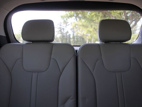 Certified 2023 Kia Sorento SX FWD image 56