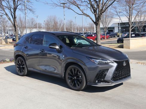 Used 2023 Lexus NX 350 F Sport image 2