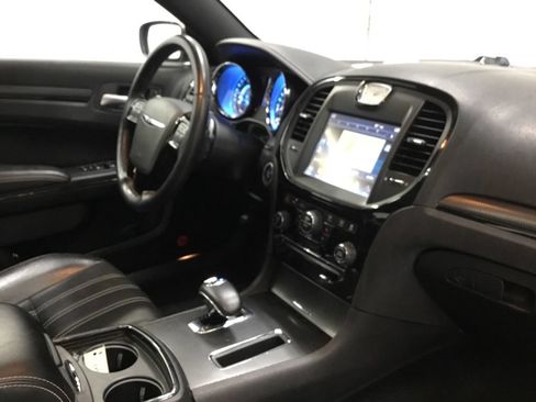 Used 2013 Chrysler 300 S w/ Luxury Group AWD/4WD image 25