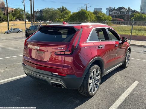 Used 2019 Cadillac XT4 Premium Luxury FWD image 5
