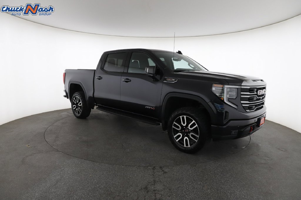 Used 2024 GMC Sierra 1500 AT4 w/ Technology Package AWD/4WD image 2