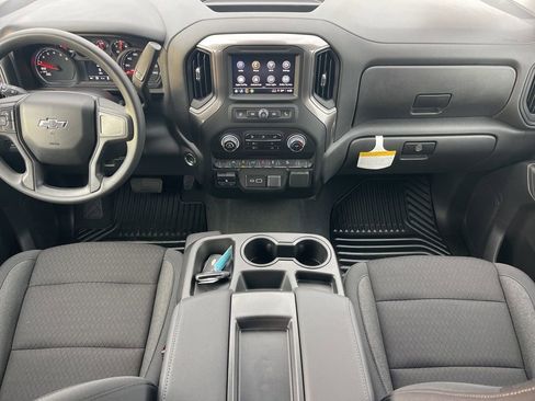 Used 2025 Chevrolet Silverado 1500 Custom Trail Boss w/ Turbomax Blackout Package image 14