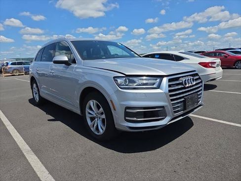 Used 2019 Audi Q7 3.0T Premium AWD/4WD image 23