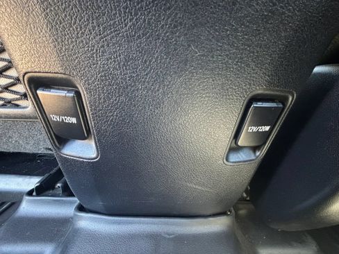 Used 2018 Toyota 4Runner Limited AWD/4WD image 19