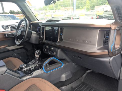 Used 2022 Ford Bronco Outer Banks AWD/4WD image 28