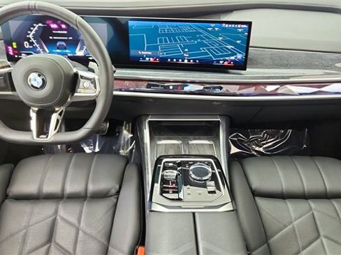 Used 2025 BMW 740i xDrive 740i xDrive w/ Executive Package image 36