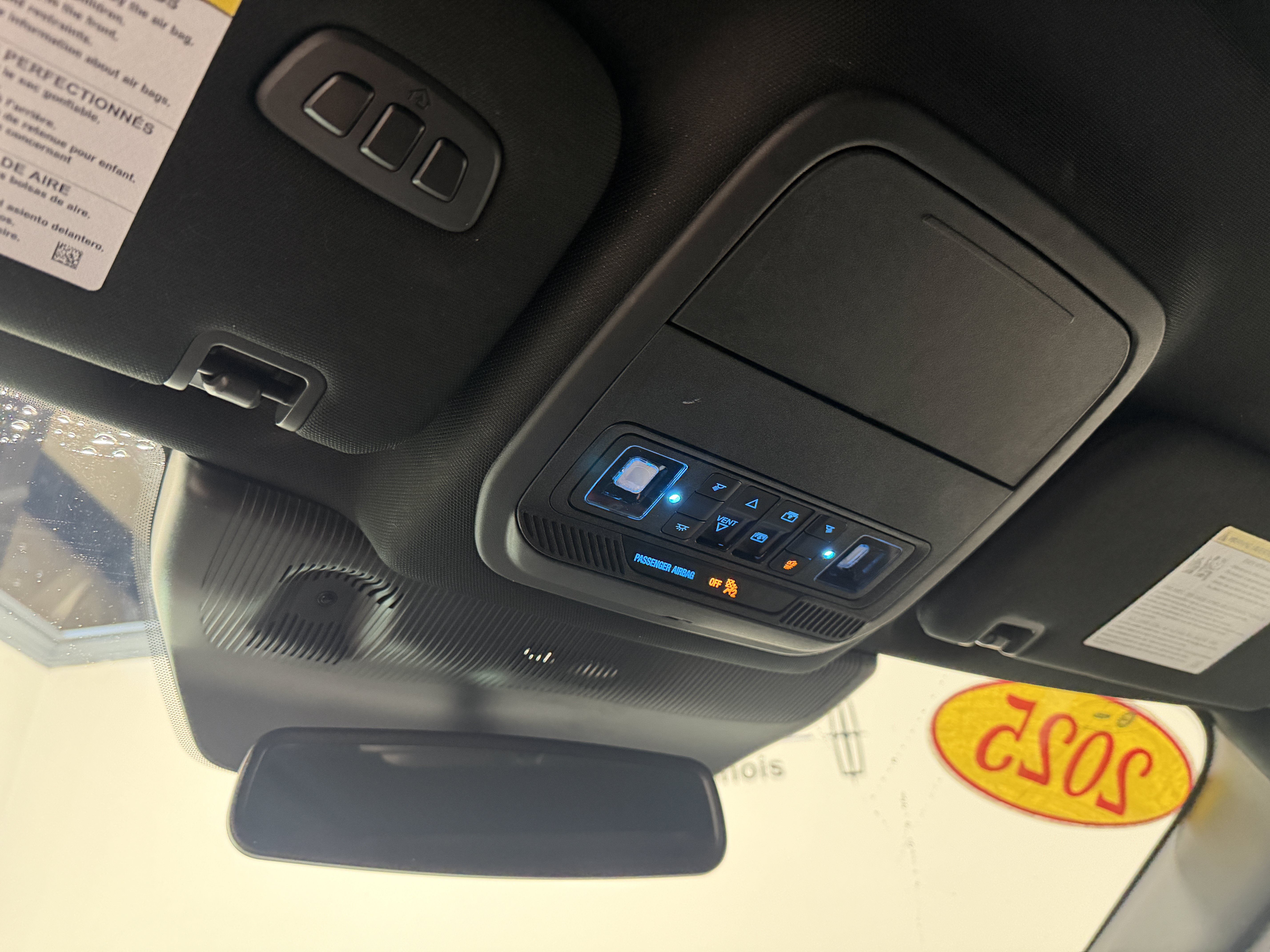 Used 2025 Ford Explorer ST AWD/4WD image 6