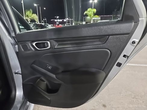 Used 2025 Honda Civic Sport image 26