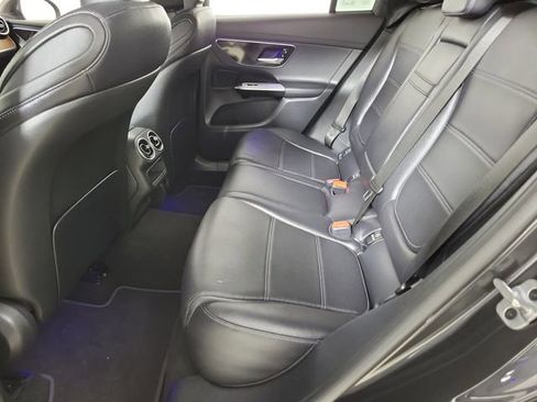 Used 2024 Mercedes-Benz GLC 300 image 12
