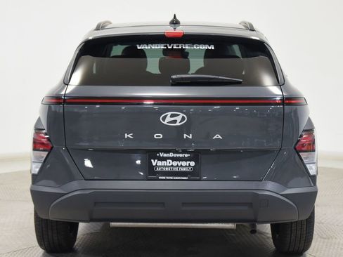 Used 2025 Hyundai Kona SEL FWD image 13