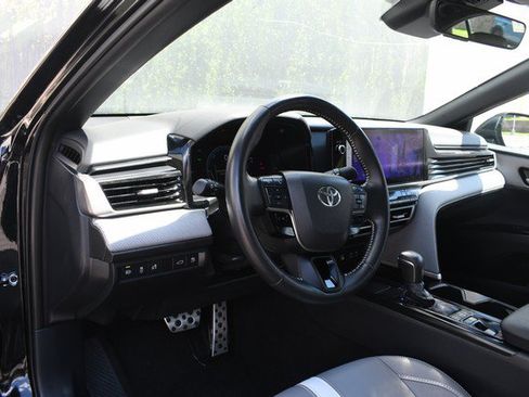 Used 2025 Toyota Camry SE w/ Multimedia Upgrade Package AWD/4WD image 14