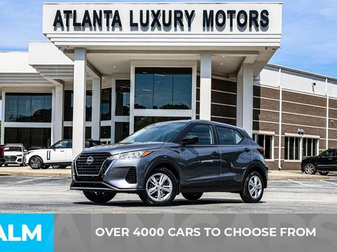 Used 2025 Nissan Kicks Play S FWD image 3