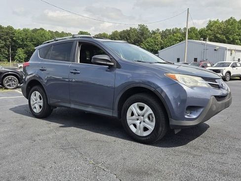Used 2014 Toyota RAV4 LE FWD image 7