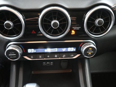 Used 2023 Nissan Sentra SR image 9