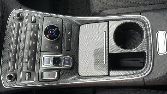 Used 2023 Hyundai Santa Fe SEL w/ Cargo Package AWD/4WD image 32