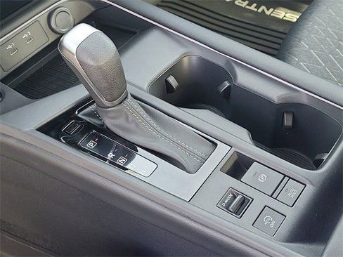 New 2026 Nissan Sentra SV w/ SV Convenience Package FWD image 12