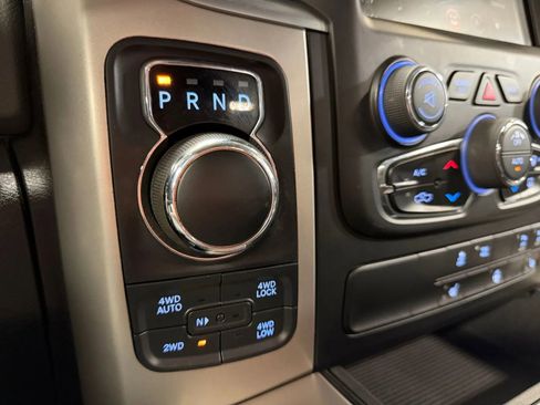 Used 2017 RAM 1500 Big Horn image 32