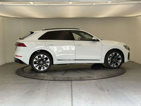 New 2026 Audi Q8 Premium Plus image 8