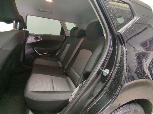 Used 2023 Kia Soul LX image 22