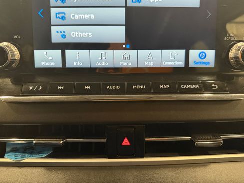 Used 2024 Mitsubishi Outlander SE FWD image 39