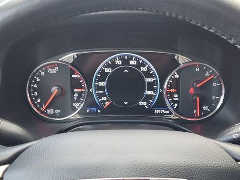 Used 2021 GMC Acadia Denali w/ Denali Technology Package FWD image 7