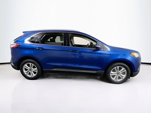 Used 2020 Ford Edge SEL w/ Convenience Package image 4