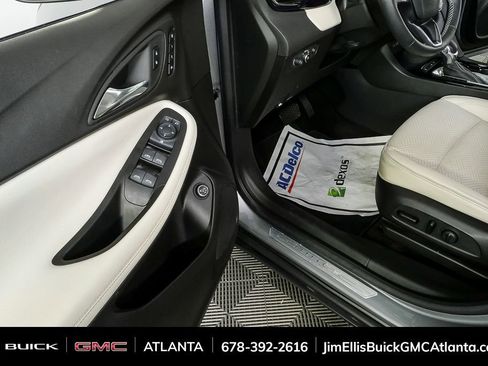 Used 2023 Buick Encore GX Essence w/ Experience Buick Package image 8