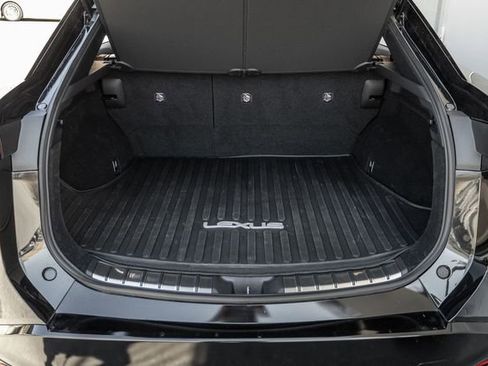 Used 2025 Lexus RZ 300e w/ Accessory Package (Z1) FWD image 5