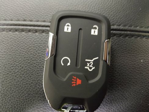 Used 2019 GMC Terrain SLE w/ Driver Convenience Package FWD image 32