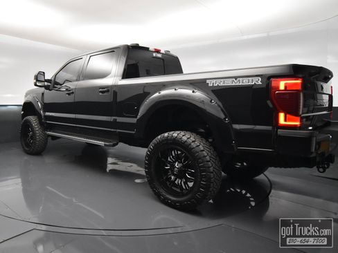 Used 2021 Ford F250 Lariat AWD/4WD image 5