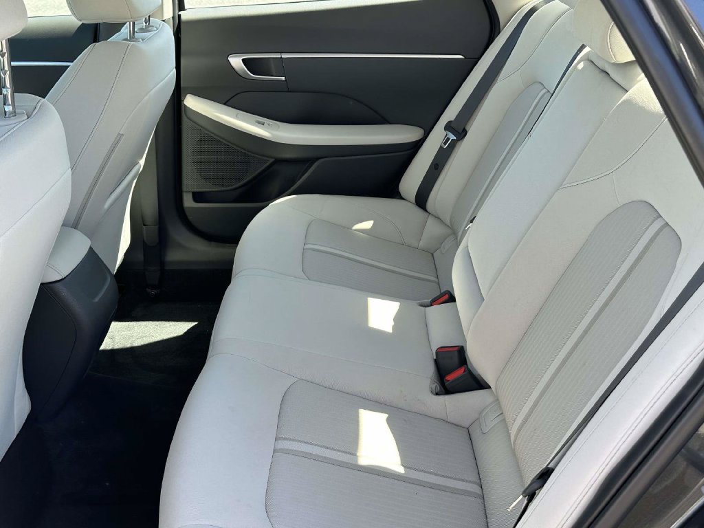 Certified 2024 Hyundai Sonata SEL w/ Convenience Package FWD image 12