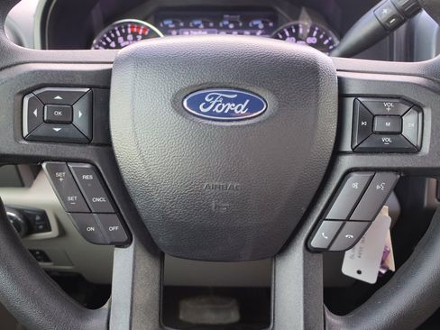 Certified 2020 Ford F250 XLT w/ Tremor Off-Road Package image 20