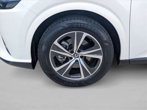 Used 2024 Lexus RX 350 FWD w/ Technology Package image 25
