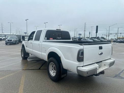 Used 2014 Ford F250 Lariat w/ Lariat Interior Package AWD/4WD image 3