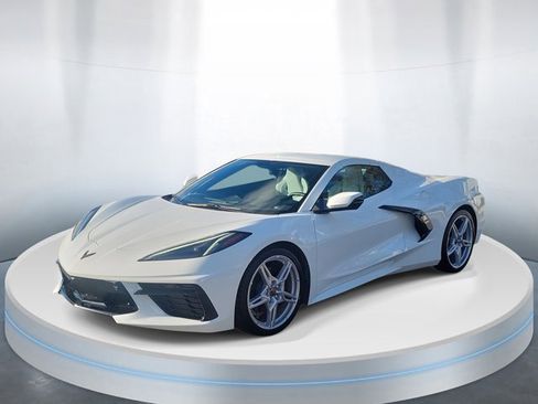 Used 2023 Chevrolet Corvette Stingray Preferred Conv w/ 2LT image 3