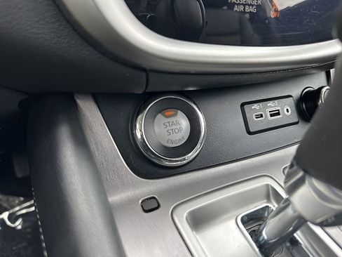 Used 2024 Nissan Murano SV w/ SV Midnight Edition Package image 21