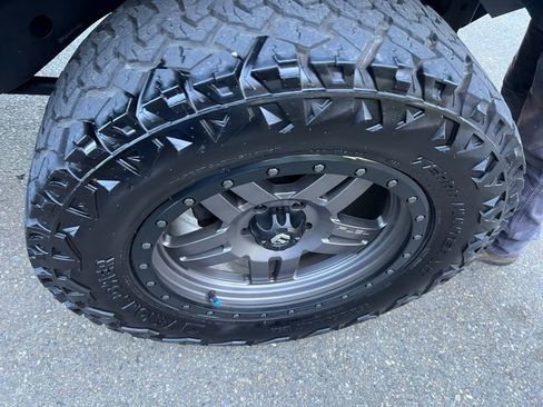 Used 2016 Jeep Wrangler Unlimited Sport w/ Connectivity Group AWD/4WD image 17