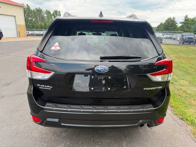 Used 2019 Subaru Forester Premium w/ Popular Package #1 AWD/4WD image 2