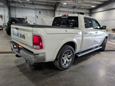 Used 2017 RAM 1500 Limited AWD/4WD image 3