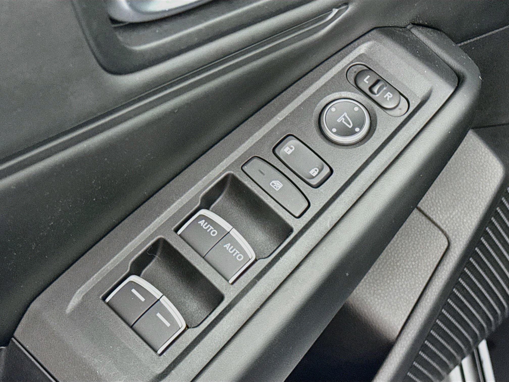 Certified 2024 Honda Accord EX image 17