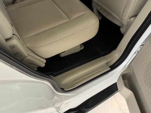 Used 2014 Ford Expedition XL RWD image 65
