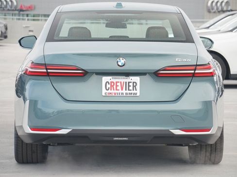 Used 2025 BMW 530i image 6