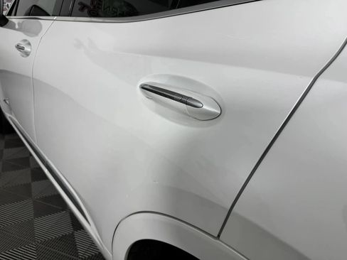 Used 2023 Buick Envision Avenir AWD/4WD image 28