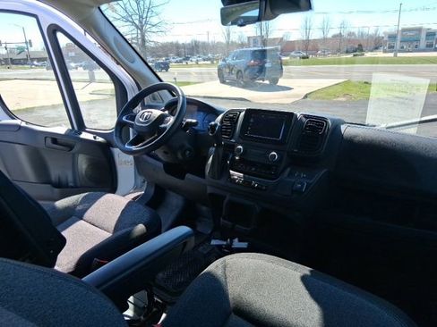 Used 2025 RAM ProMaster 1500 w/ Cold Weather Group image 15