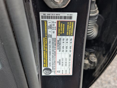 Used 2025 Volkswagen Jetta Sport FWD image 34