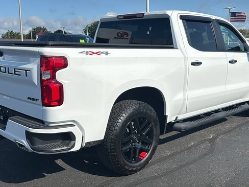 Used 2023 Chevrolet Silverado 1500 RST w/ Redline Edition AWD/4WD image 7