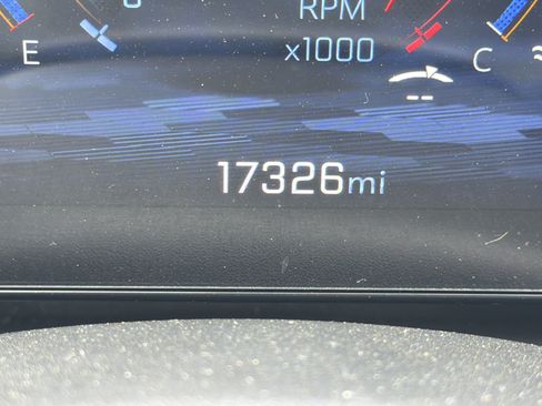 Used 2025 Chevrolet Equinox LT w/ Safety and Technology Package FWD image 22