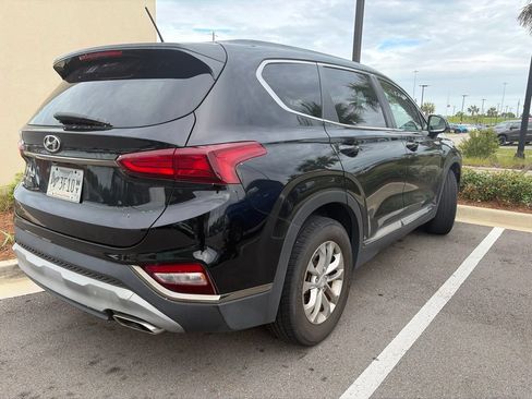 Used 2019 Hyundai Santa Fe SE FWD image 4