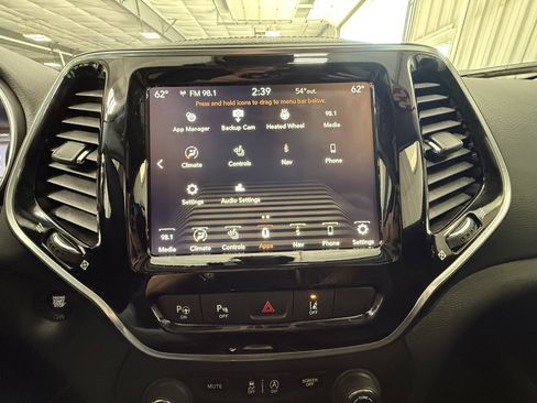 Used 2022 Jeep Cherokee Limited w/ Elite Package AWD/4WD image 32