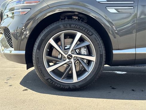 New 2026 Genesis GV80 2.5T Advanced image 14